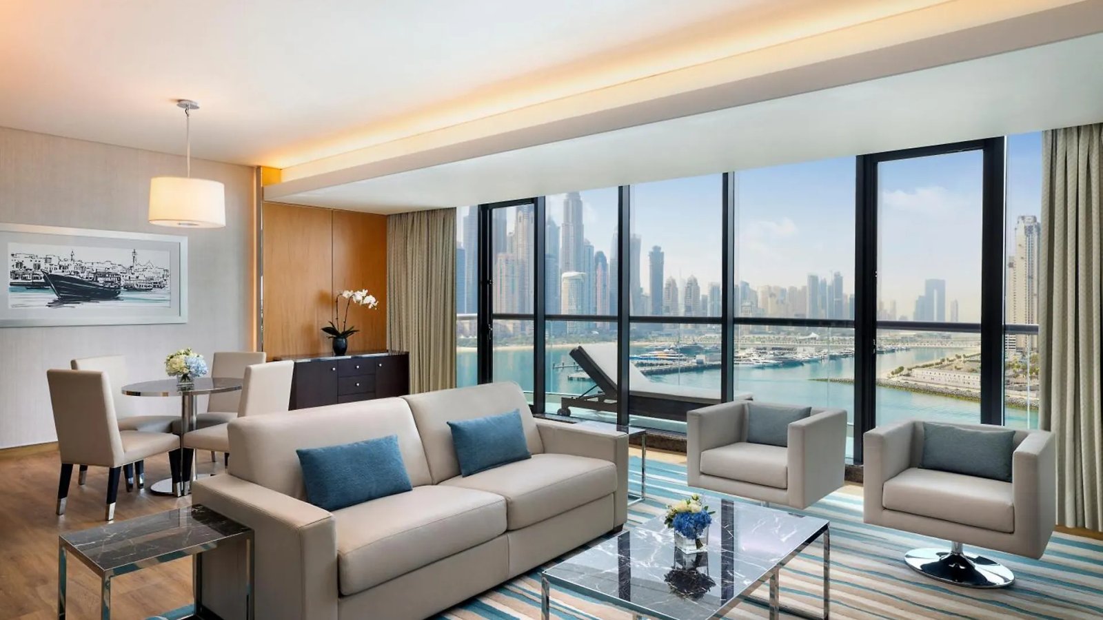 Hilton Dubai Palm Jumeirah 5*,