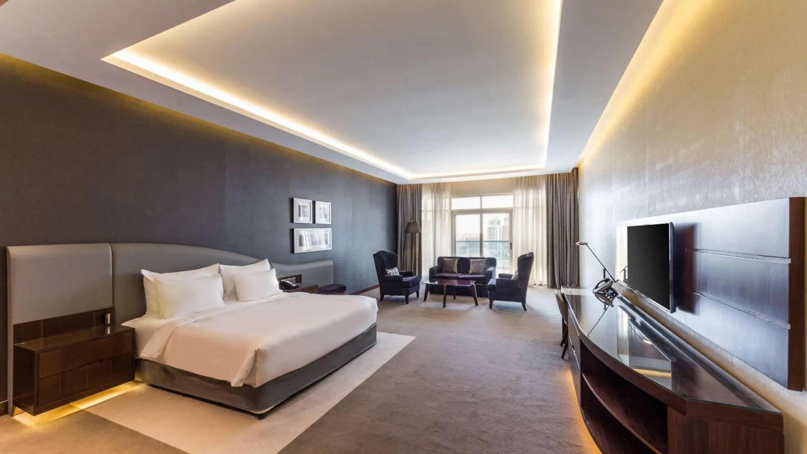 Radisson Blu Hotel, Dubai Waterfront