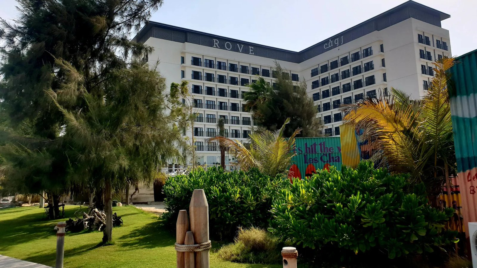 Rove La Mer Beach, Jumeirah Dubai Hotel
